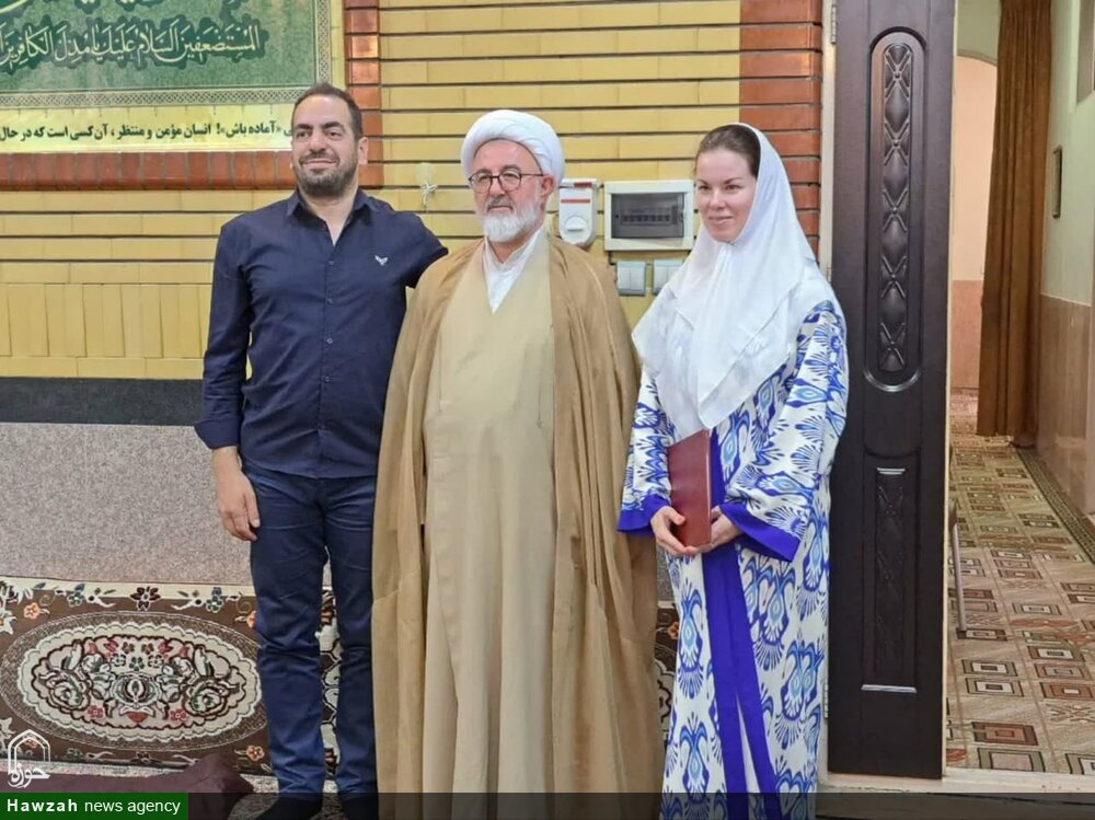 تشرف خانم ژانا بالاگوروا (فاطیما) اهل کشور روسیه به دین مبین اسلام+ عکس