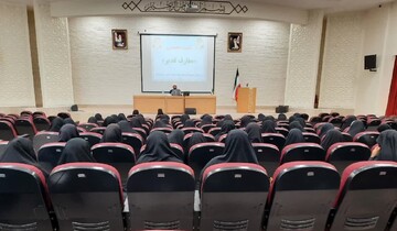 نشست معارف غدیر با حضور مبلغان خواهر گلستانی برگزار شد