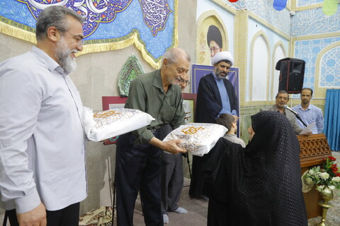 تصاویر / همایش "مهرواره قلم و غدیر" در بقعه مطهر علی بن بابویه قمی(ره)