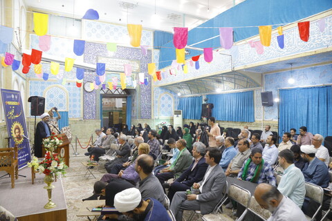 تصاویر / همایش "مهرواره قلم و غدیر" در بقعه مطهر علی بن بابویه قمی(ره)