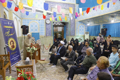 تصاویر / همایش "مهرواره قلم و غدیر" در بقعه مطهر علی بن بابویه قمی(ره)