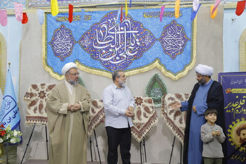 تصاویر / همایش "مهرواره قلم و غدیر" در بقعه مطهر علی بن بابویه قمی(ره)