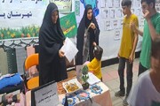 برپایی غرفه‌ مدرسه علمیه ثامن‌الحجج(ع) پارس‌آباد در نمایشگاه غدیریه