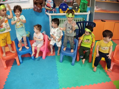 تصاویر/حشن عید غدیر ویژه کودکان مهد کودک ریحانه وابسته به مدرسه علمیه فاطمه الزهرا ساوه