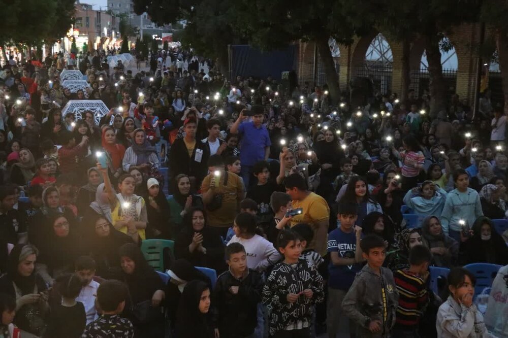 کاروان شور و شادی عید بزرگ غدیر در اردبیل برگزار شد + عکس