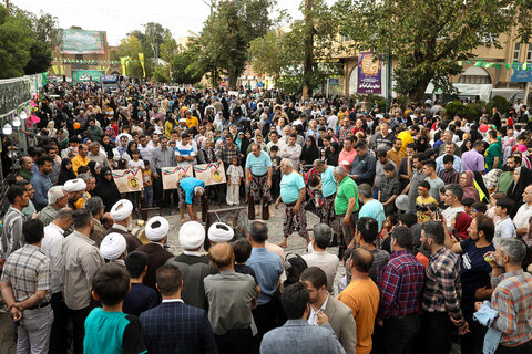 تصاویر/ جشن بزرگ مهمانی غدیر در روز عید غدیر در خیابان تاریخی سپه قزوین برگزار شد.