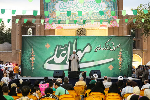 تصاویر/ جشن بزرگ مهمانی غدیر در روز عید غدیر در خیابان تاریخی سپه قزوین برگزار شد.