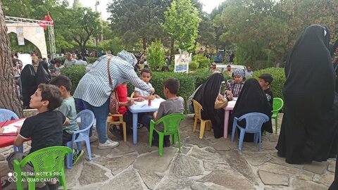 تصاویر/جشن بزرگ غدیر غرفه کودک مدرسه علمیه خواهران تفرش