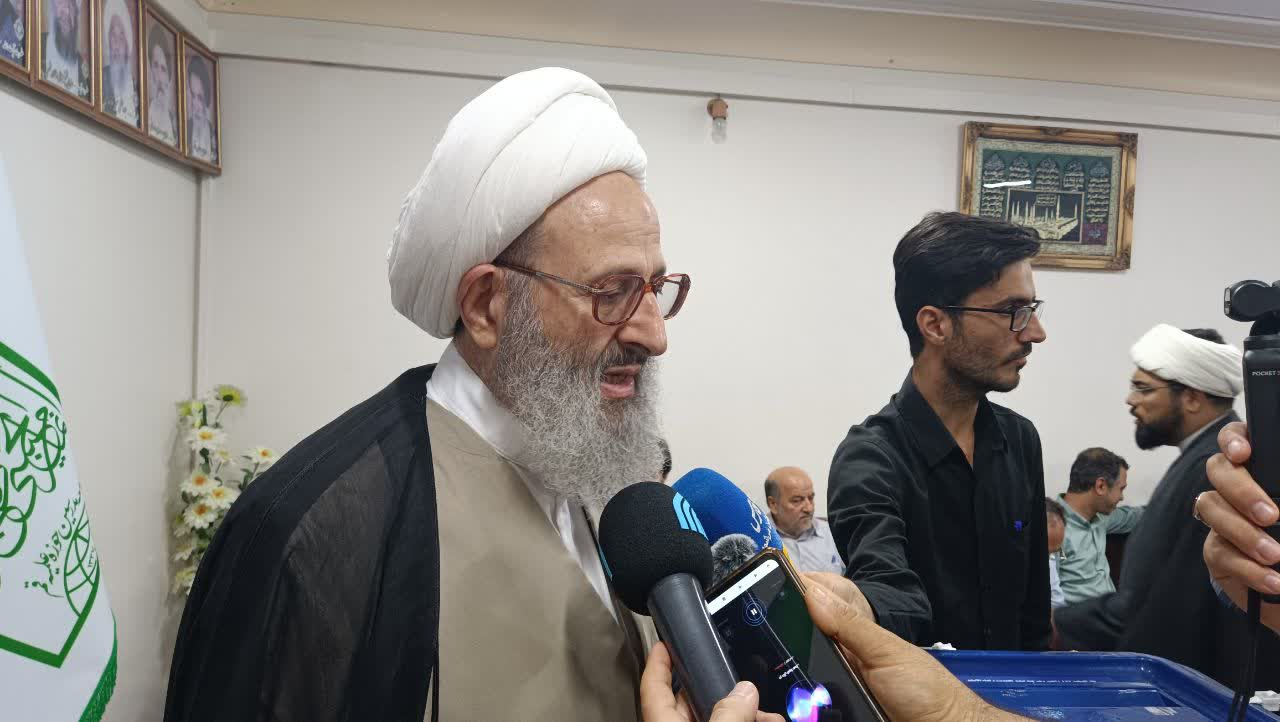 حضور پرشور در انتخابات موجب سرافرازی و برقراری امنیت کشور می شود