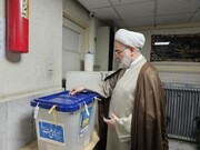 تصاویر/ شرکت نماینده ولی فقیه در کردستان در انتخابات ریاست جمهوری چهاردهم
