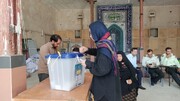 تصاویر/ حضور مردم کوهدشت در پای صندوق های رای