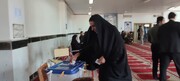 تصاویر / حضور مردم روستاهای لرستان در پای صندوق های رای