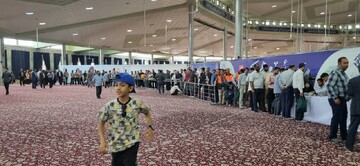 تصاویر/ حضور پرشور مردم شهر اراک در انتخابات ریاست جمهوری _۲