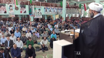 تصاویر/ اقامه نماز جمعه شهرستان پارس آباد