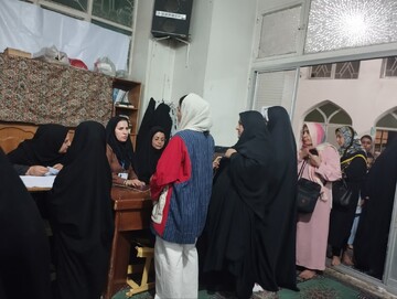 تصاویر/ حضور خانوادگی در پای صندوق های رای