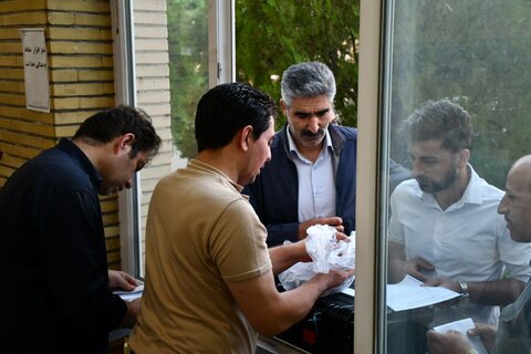 تصاویر/  تحویل صندوق های اخذ رای چهاردهمین دوره انتخابات ریاست جمهوری در آذربایجان غربی