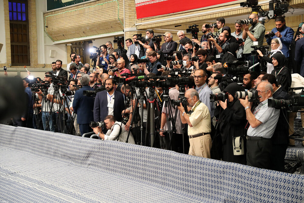 اسلامی جمہوریہ ایران میں صدراتی انتخابات؛ عوام اور اعلیٰ حکام کی بھرپور شرکت+تصاویر