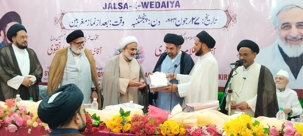 डॉ. रज़ा शाकरी की सेवाओं की सराहना की जाती हैः मुक़र्रेरीन