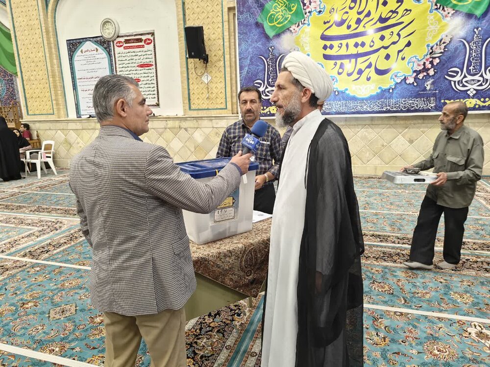 شرکت آحاد مردم در انتخابات موجب اقتدار بیشتر نظام است