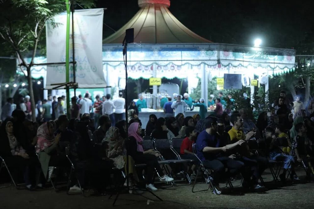 کاشان در جشن میلاد بابالحوائج سراسر شادی شد