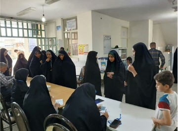 تصاویری از حضور مردم شهرستان خنداب در انتخابات ریاست‌جمهوری