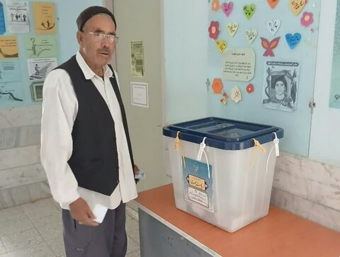 تصاویری از حضور مردم شهرستان خنداب در انتخابات ریاست‌جمهوری