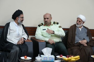 تصاویر/ دیدار فرمانده انتظامی استان البرز با امام جمعه شهرستان فردیس