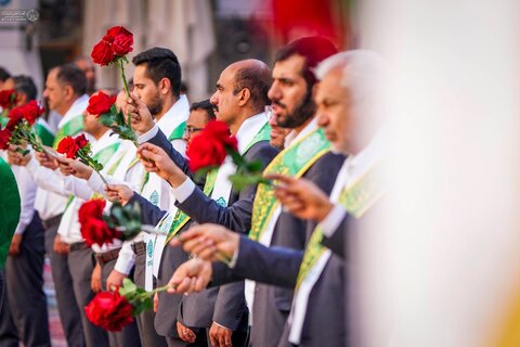 خدَمُ العتبةِ العلويّةِ المقدّسةِ يستذكرون يوم المباهلة