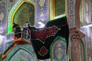 بالصور/ اعمال نشر السواد في مرقد الامام الحسين (عليه السلام) ايذاناً بحلول المحرم الحرام 1446