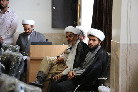 تصاویر/ نشست علمی با حضورآیت الله سند در اصفهان