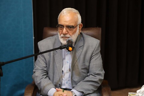 تصاویر /دیدار رئیس کمیته امداد حضرت امام خمینی(ره) با امام جمعه همدان