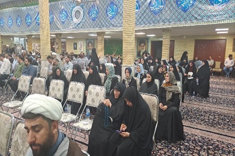 همایش طلایهداران تبلیغ در کرمانشاه برگزار شد+ عکس