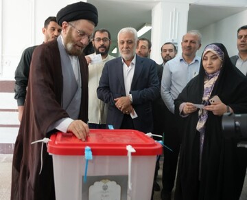 تصاویر/  حضور مدیران لرستان در پای صندوی های رای