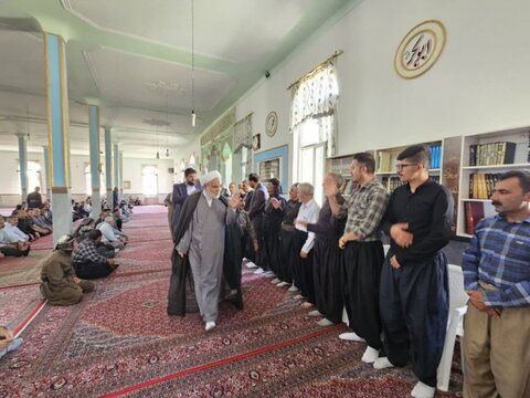 تصاویر/ بازدید حجت الاسلام و المسلمین پورذهبی از شعب اخذ رای در شهرستان های کردستان