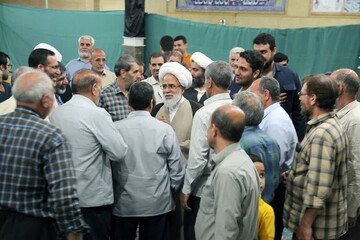 تصاویر/ حضور امام ‌جمعه کرمانشاه در مسجد «ثارالله» شهرک ظفر کرمانشاه