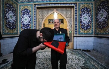 مراسم تعویض پرچم گنبد حسینیه اعظم زنجان برگزار می شود