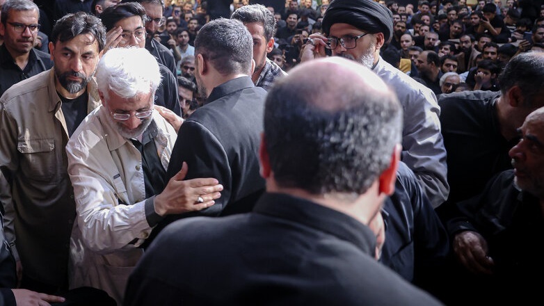 جلیلی: وظیفه خود می‌دانیم به دولت منتخب کمک کنیم