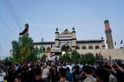 راية الحسين السوداء ترفرف في سماء الموصل