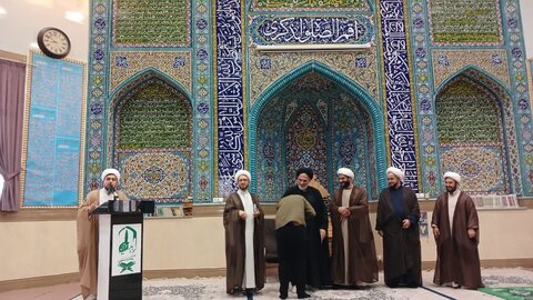 تصاویر/  برگزاری اختتامیه قرآنی دوره اول طرح تابستانی در مدرسه علمیه سلماس