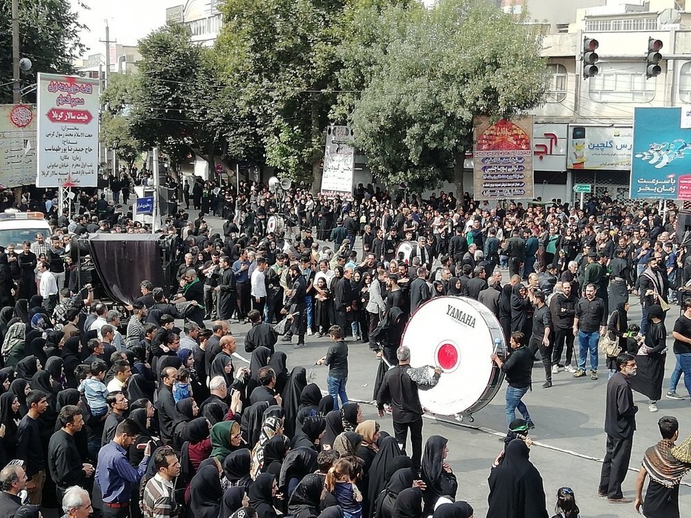 برگزاری آیینی در پیشواز از قافله حسینی در نوش آباد