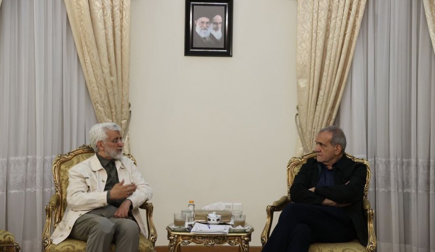 سعيد جليلي يلتقي الرئيس المنتخب مسعود بزشكيان سعيد جليلي يلتقي الرئيس المنتخب مسعود بزشكيان