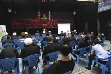 تصاویر| مراسم افتتاحیه نخستین مدرسه رسمی زبان و مهارت های بین المللی حوزه علمیه فارس