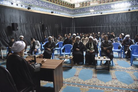 تصاویر| مراسم افتتاحیه نخستین مدرسه رسمی زبان و مهارت های بین المللی حوزه علمیه فارس