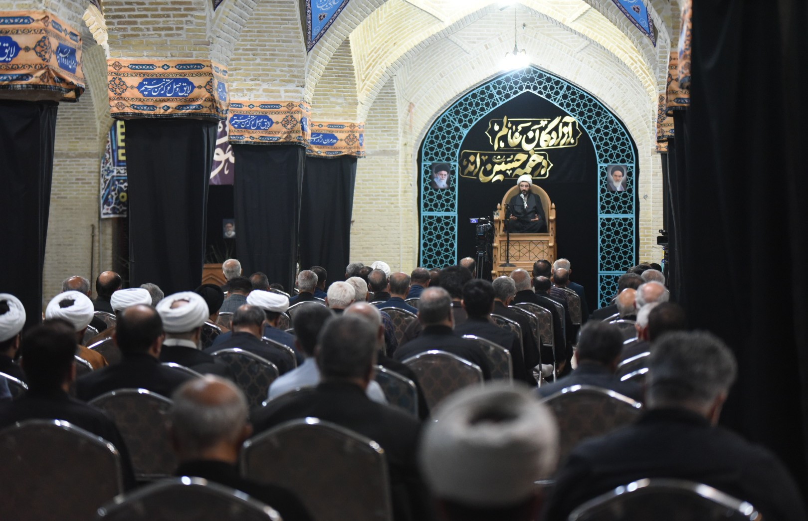 تصاویر| مراسم سوگواری و عزاداری محرم ۱۴۰۳ در مسجد شهدای شیراز