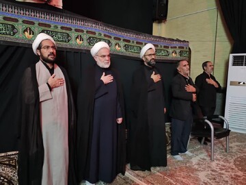 فیلم| برگزاری مراسم دهه اول محرم در حسینیه بزرگ سنندج