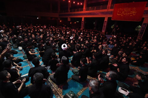 تصاویر/ مراسم سوگواری شب سوم محرم در مصلی ارومیه