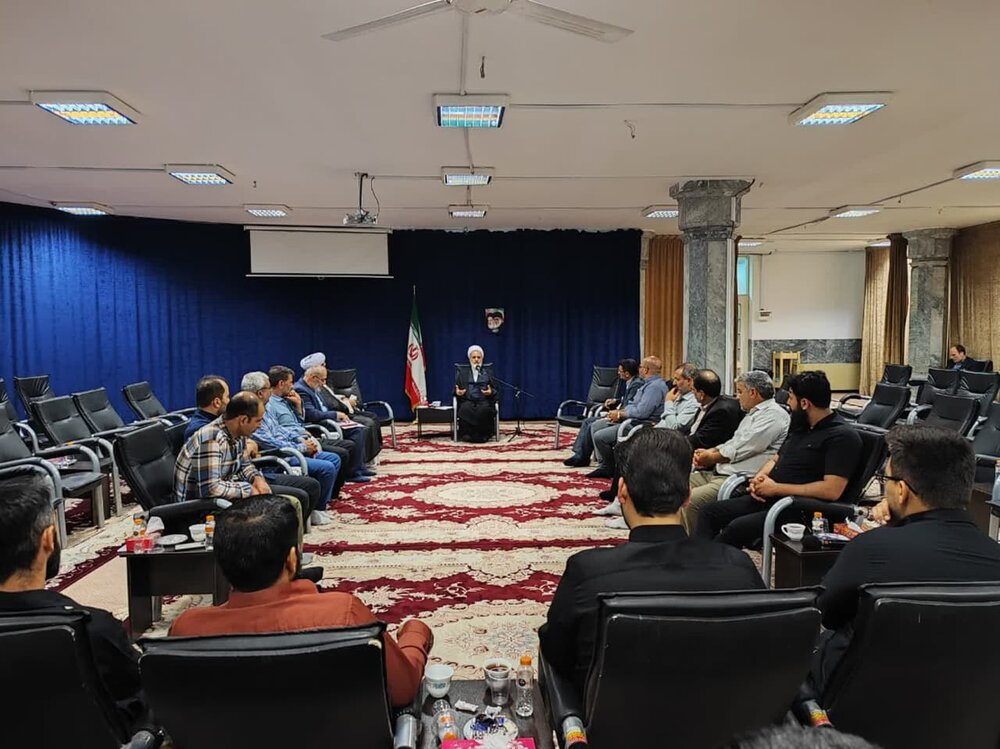 انسان اخلاص کے ساتھ اپنے کاموں کو ابدی بنا سکتا ہے، آیت اللہ اعرافی