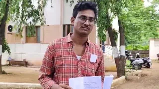 দারিদ্র্যতা ঘোচাতে ৩০ লাখ টাকায় কিডনি বিক্রি, অতঃপর... ভোক্তভোগী যুবক মধুবাবু