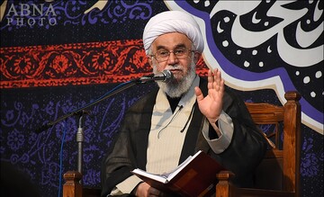 «مقام محمود»، هدفی والا در زیارت عاشورا/ امام حسین(ع)؛ فداکارترین الگوی بشریت است