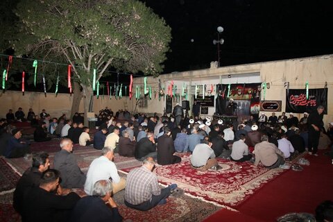 تصاویر/ مراسم عزاداری ماه محرم در مسجد حضرت صاحب‌الزمان (ع) شهرستان صحنه، روستای علی‌گرزان سفلی